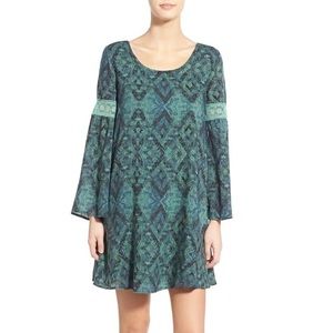 Sun + Shadow Printed Bell‑Sleeve Shift Dress | Boho Mini Dress | Size Small